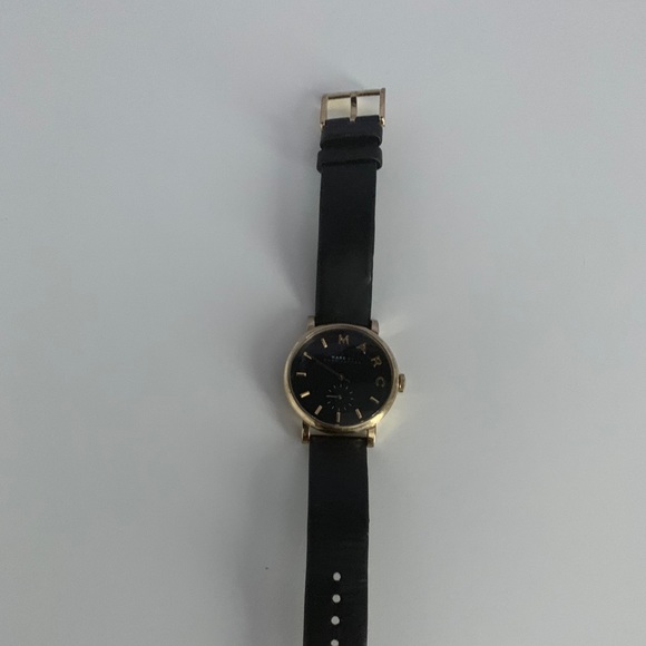 Marc Jacobs Watch - Picture 2 of 2